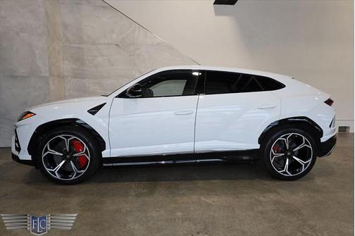 2019 Lamborghini Urus AWD