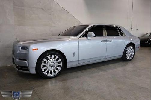 2020 Rolls-Royce Phantom Sedan