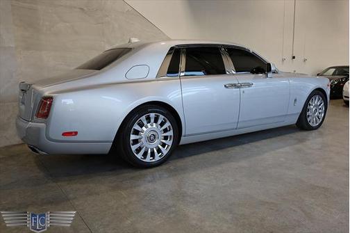2020 Rolls-Royce Phantom Sedan