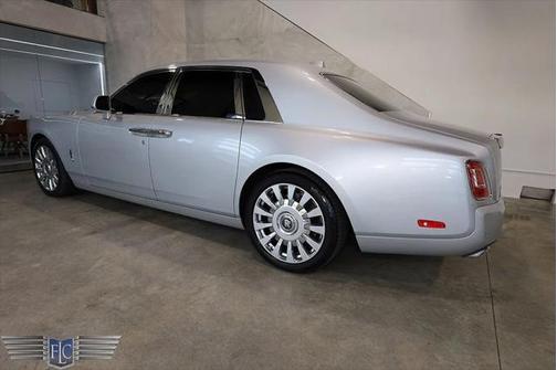 2020 Rolls-Royce Phantom Sedan
