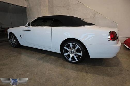 Arctic White 2017 Rolls-Royce Dawn Convertible