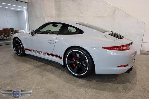 Fashion Gray 2016 Porsche 911 Carrera GTS