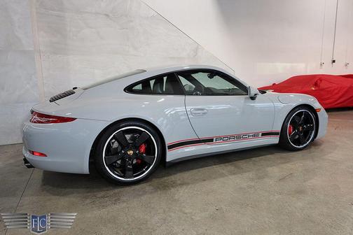 Fashion Gray 2016 Porsche 911 Carrera GTS
