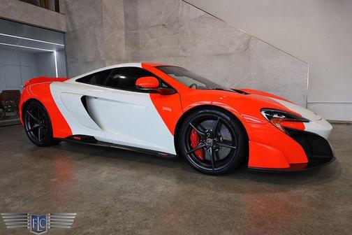2016 McLaren 675LT Base