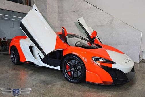 2016 McLaren 675LT Base