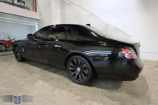 2023 Rolls-Royce Ghost Shooting Star Headliner, Illuminated Grill, Illuminated Fascia