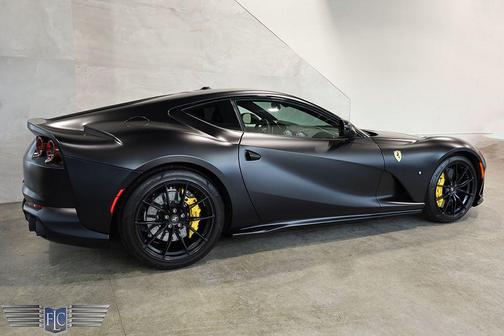 2018 Ferrari 812 Superfast Base