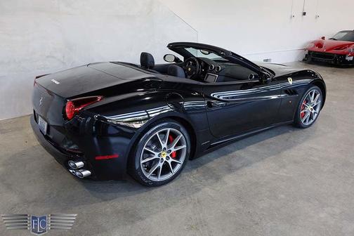 2012 Ferrari California Base