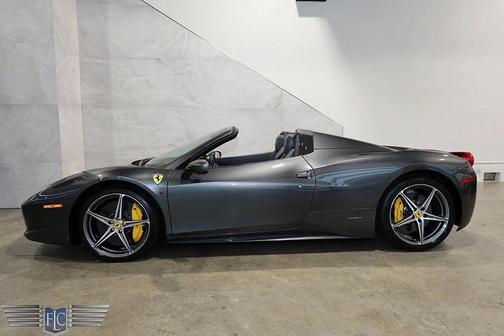 2013 Ferrari 458 Spider Base