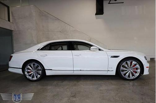 2020 Bentley Flying Spur Mulliner W12