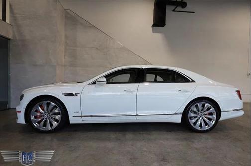 2020 Bentley Flying Spur Mulliner W12