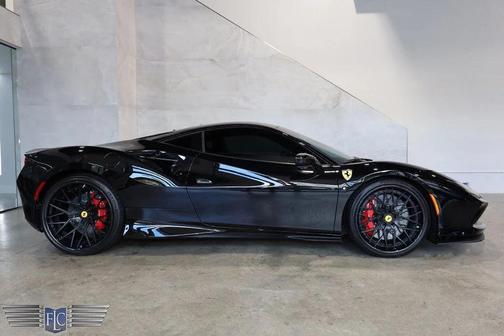 Nero 2020 Ferrari F8 Tributo Base