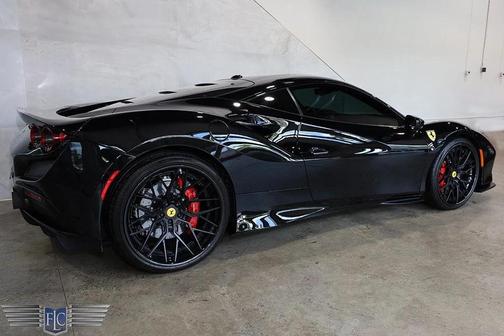 Nero 2020 Ferrari F8 Tributo Base