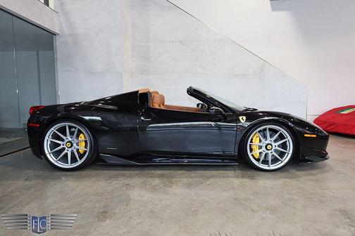 Nero Daytona 2013 Ferrari 458 Spider Base