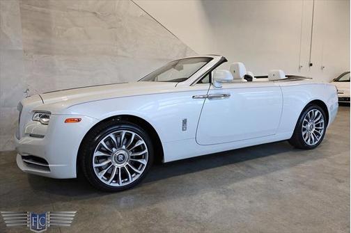 2017 Rolls-Royce Dawn Inspired by Fashion -