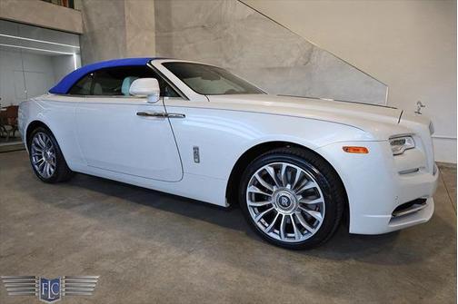 2017 Rolls-Royce Dawn Inspired by Fashion -