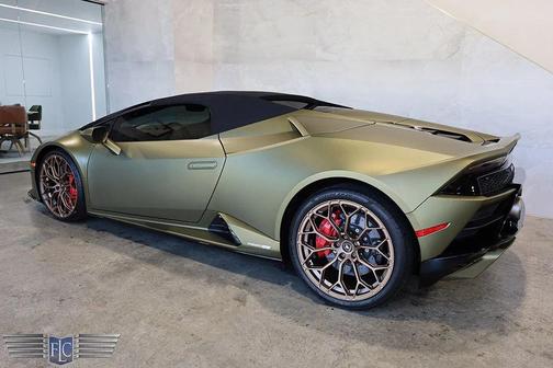 2022 Lamborghini Huracan EVO Spyder RWD