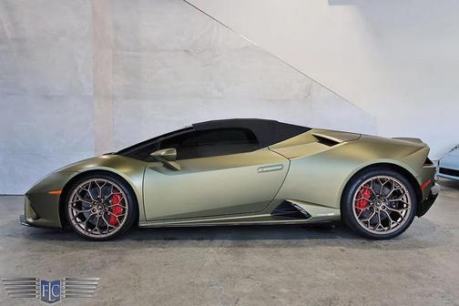 2022 Lamborghini Huracan EVO Spyder RWD