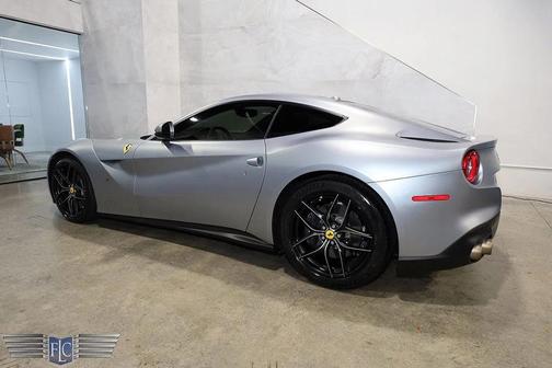 2014 Ferrari F12berlinetta Base