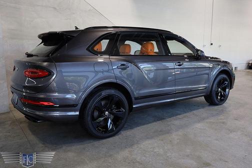 2023 Bentley Bentayga Azure AWD