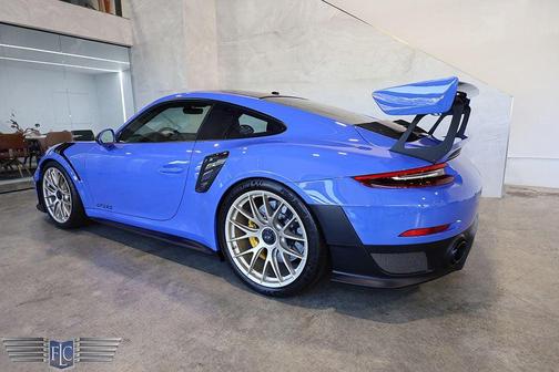 2018 Porsche 911 GT2 RS Weissach
