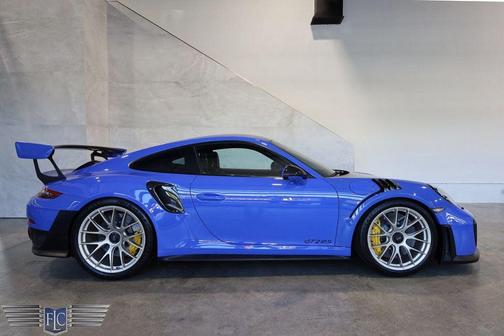 2018 Porsche 911 GT2 RS Weissach