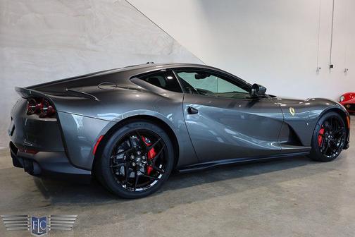 2020 Ferrari 812 Superfast Base