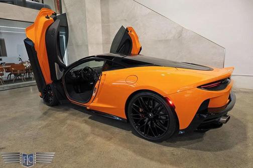 2022 McLaren GT Coupe