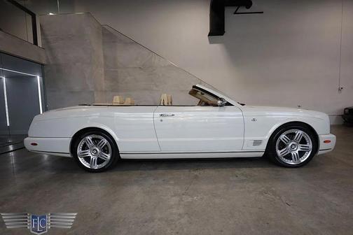 Ghost White Pearl 2010 Bentley Azure T Convertible