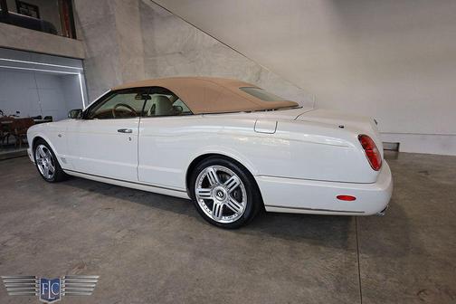 Ghost White Pearl 2010 Bentley Azure T Convertible
