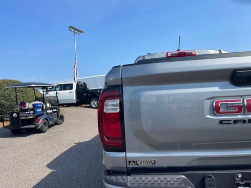 2024 GMC Canyon AT4X