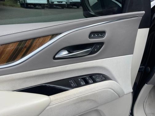 2021 Cadillac Escalade ESV Premium Luxury Platinum