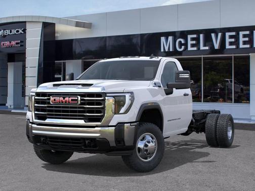 Summit White 2026 GMC Sierra 3500 Pro