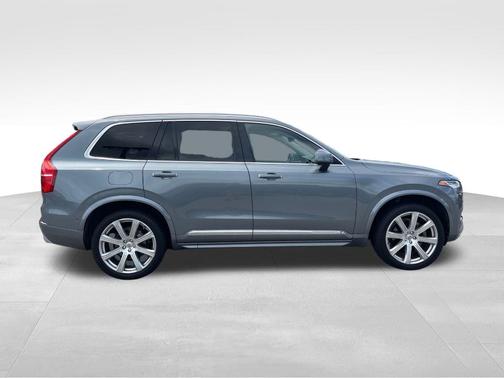 2017 Volvo XC90 T6 Inscription