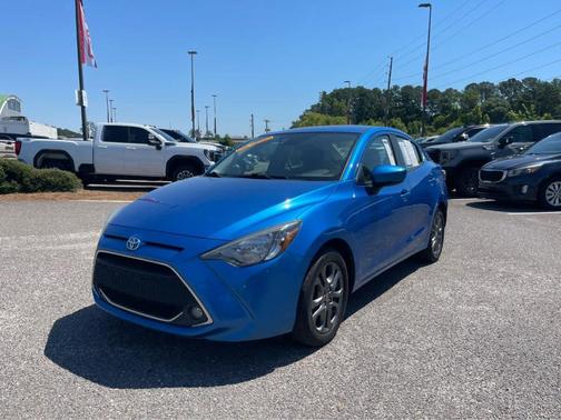 Sapphire 2019 Toyota Yaris Sedan LE
