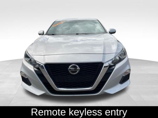 Brilliant Silver Metallic 2019 Nissan Altima 2.5 S