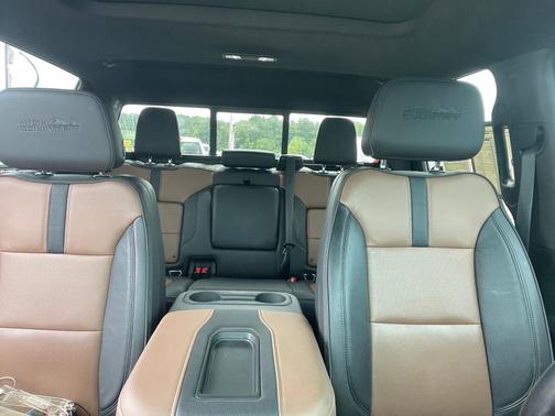 2022 Chevrolet Silverado 2500 High Country