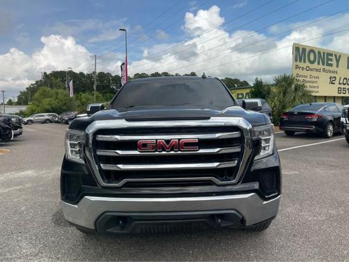 Onyx Black 2020 GMC Sierra 1500 SLE