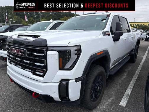 Summit White 2024 GMC Sierra 2500 AT4