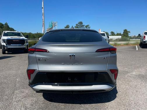 Moonstone Gray Metallic 2024 Buick Envista Sport Touring