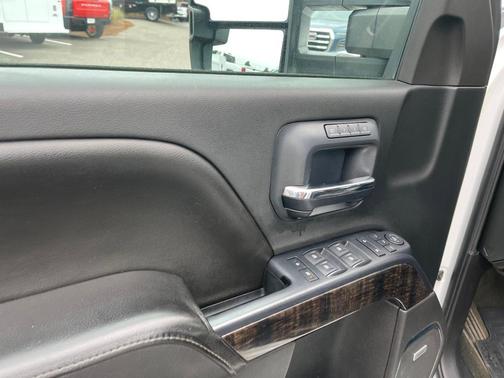 2015 GMC Sierra 2500 Denali