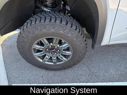 2025 GMC Sierra 1500 AT4X