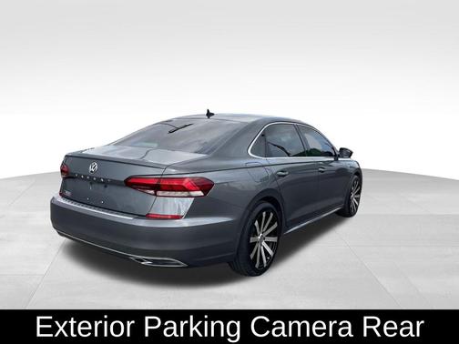 2022 Volkswagen Passat 2.0T SE