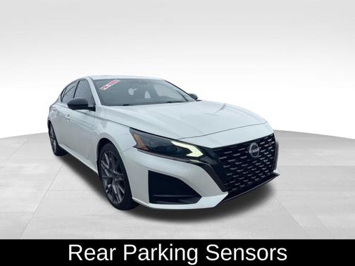 2023 Nissan Altima 2.0 SR