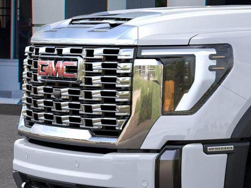 Glacier White 2026 GMC Sierra 2500 Denali