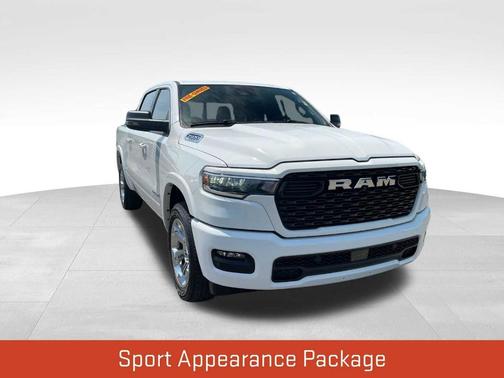 Bright White Clearcoat 2025 RAM 1500 Big Horn/Lone Star