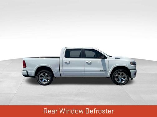 Bright White Clearcoat 2025 RAM 1500 Big Horn/Lone Star