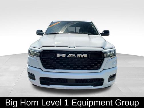 Bright White Clearcoat 2025 RAM 1500 Big Horn/Lone Star