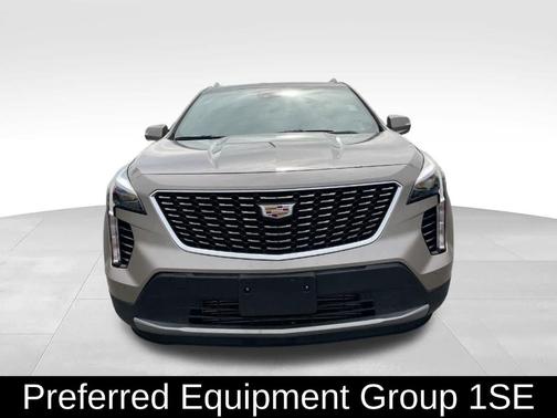 Latte 2023 Cadillac XT4 Premium Luxury