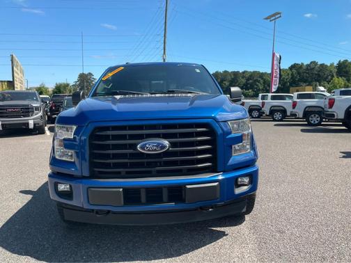 Lightning Blue 2017 Ford F-150 XLT